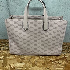 Michael Kors Gigi Large Empire Signature Logo Tote Bag